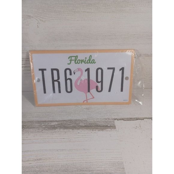 Florida Tag TR6 1971 Flamingo Decor Size 8.5 By 4.5 - Picture 11 of 11